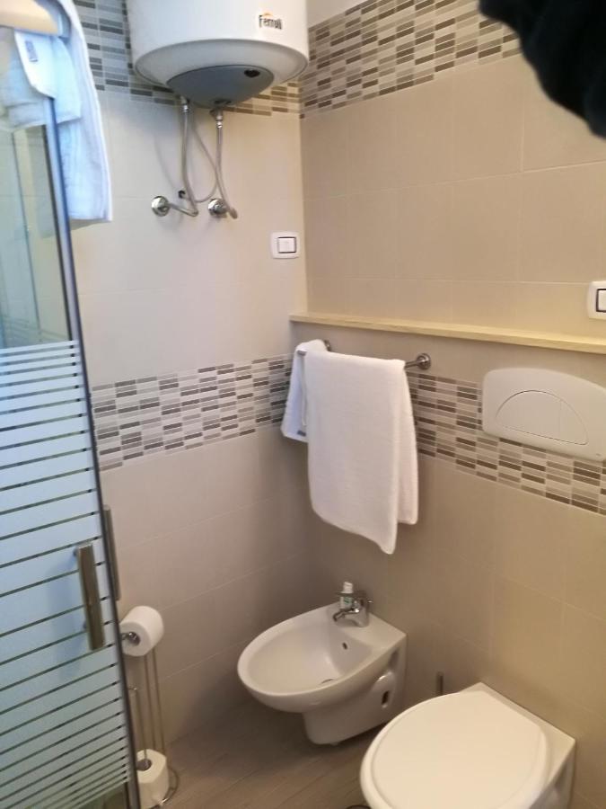 Settimo Sole Affitta Camere Taranto Exterior foto